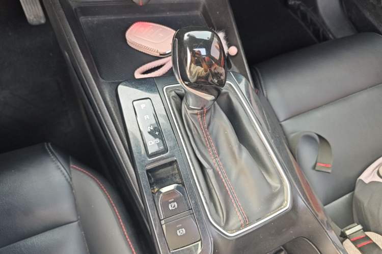 Used MG 5 2021 180 DVVT CVT Youth Luxury Edition
