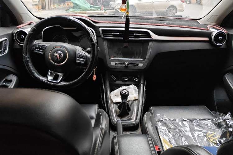 Used MG ZS 2018 1.5L Manual Luxury Version China V Standard
