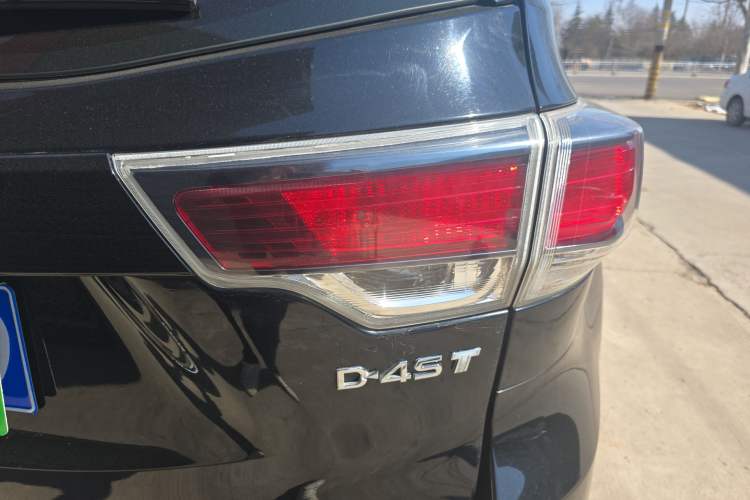 Used Toyota Highlander 2015 2.0T Four-Wheel Drive Elite Edition 7-Seater
