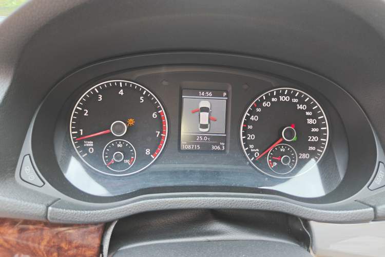 Used Volkswagen Passat 2013 1.8TSI DSG Prestige Edition Instrument Cluster