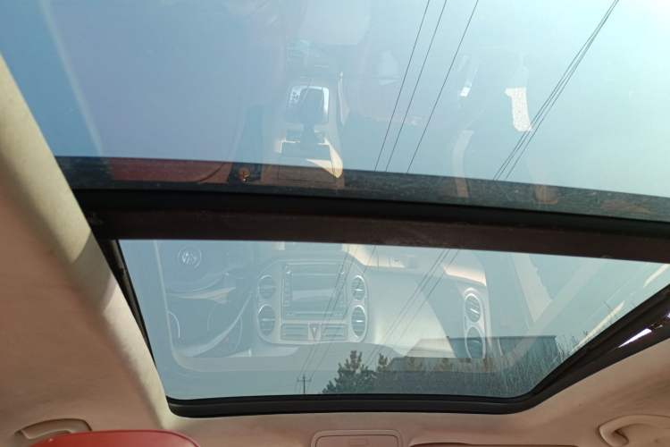 Used Volkswagen Tiguan 2010 2.0 TSI Automatic All-Wheel Drive Flagship Edition
