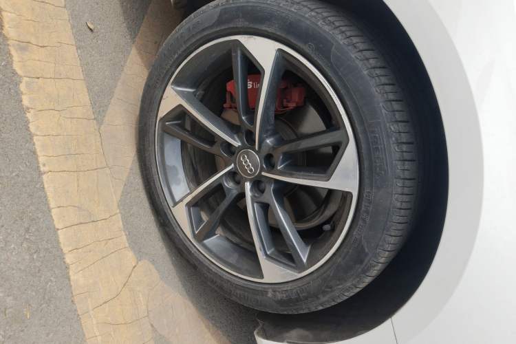 Used Audi A4L 2022 40 TFSI Fashion Dynamic Model