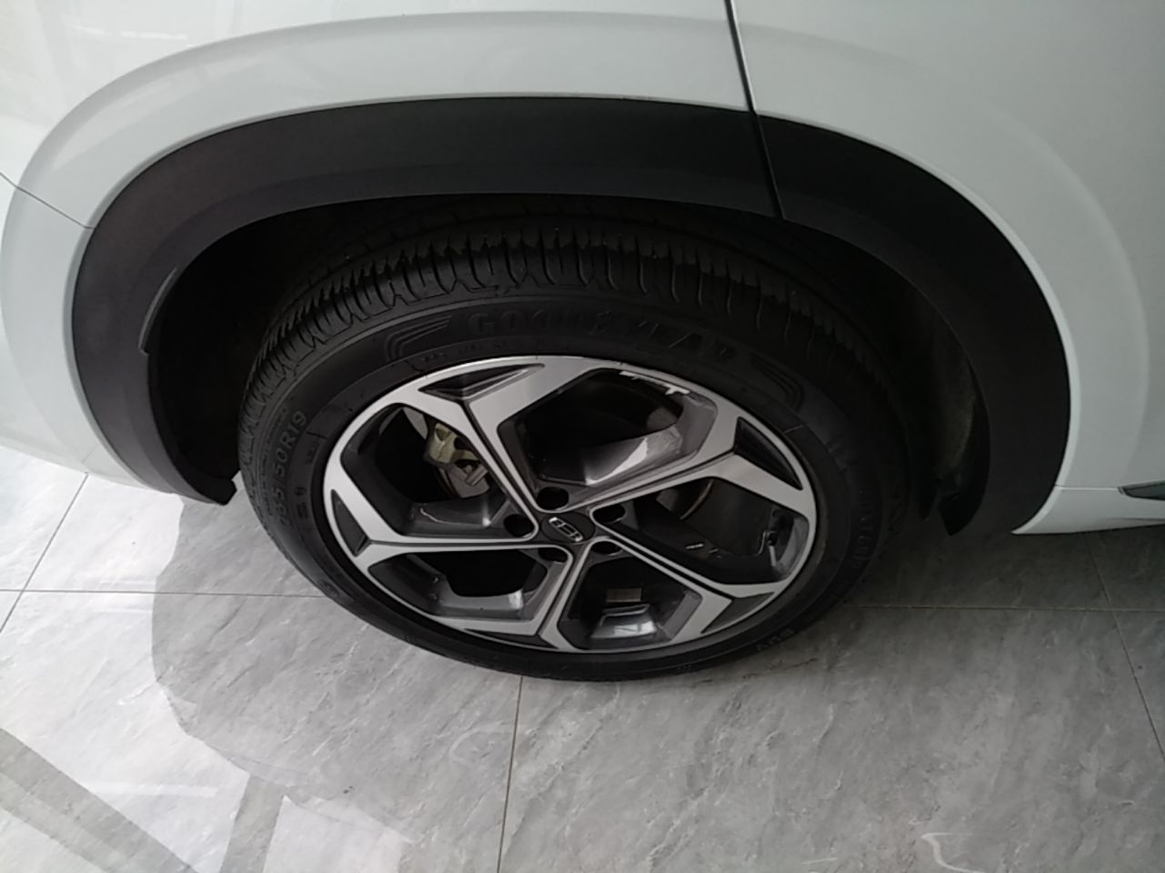 Geely Auto Monjaro L 2021 2.0TD DCT EVO Two-Wheel Drive Prestige Version — снимка 11