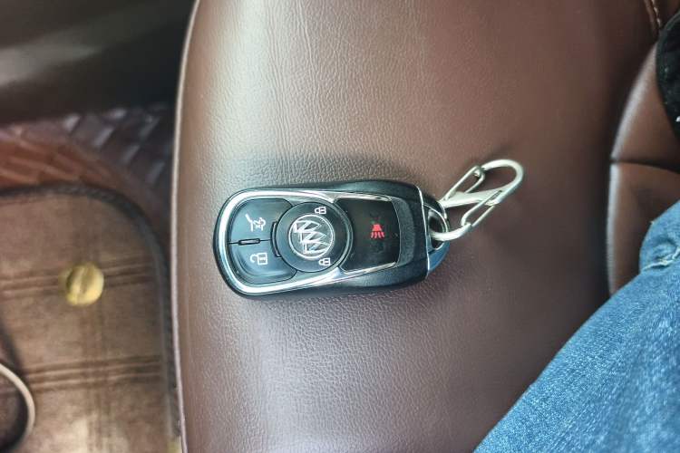 Used Buick Envision 2018 20T Two-Wheel Drive Luxury Model