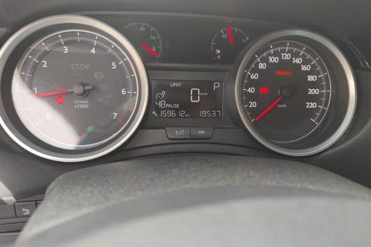 Used Peugeot 408 2014 1.8L Automatic Luxury Edition