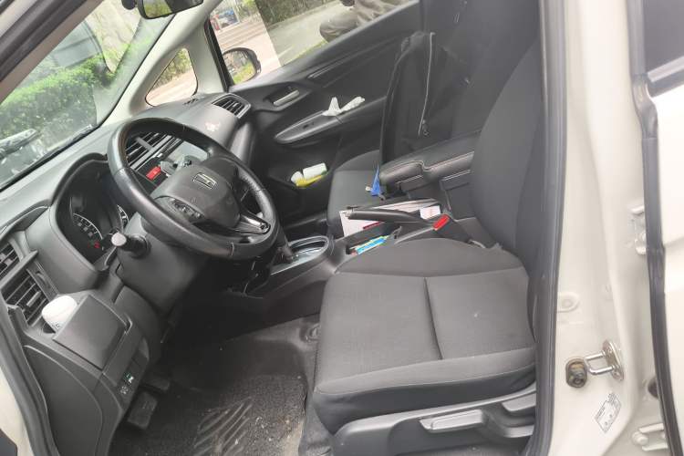 Used Honda Fit 2016 1.5L LXS CVT Comfort Sunroof Version Left Front Seat