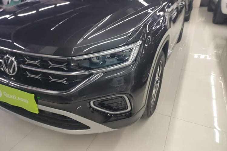 Used Volkswagen Tayron 2023 280TSI Two-Wheel-Drive Luxury Plus Advanced Version
