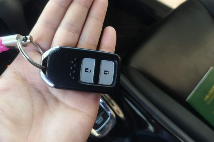 Used Honda Vezel 2016 1.8L CVT Front-Wheel Drive Pioneer Edition Vehicle Key