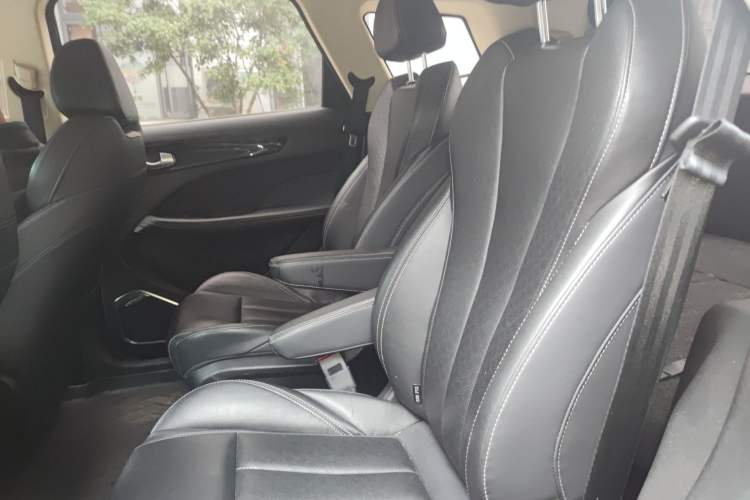 Used JETOUR X90 2019 1.5T DCT Smart Enjoyment Model 6 Seats China VI Standard
