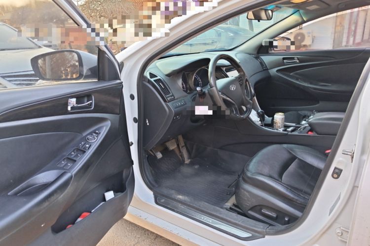 Used Hyundai Sonata 2011 2.0L Automatic Luxury Edition
