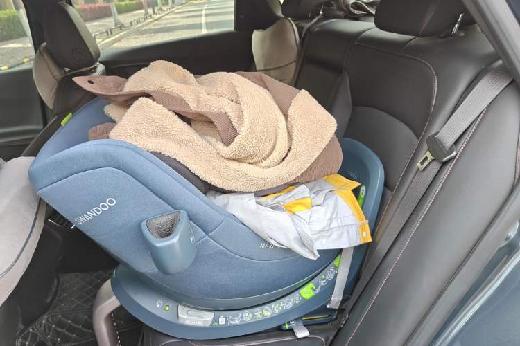 Used Chevrolet Malibu XL 2019 Redline 550T Automatic Sport Edition Left Rear Seat