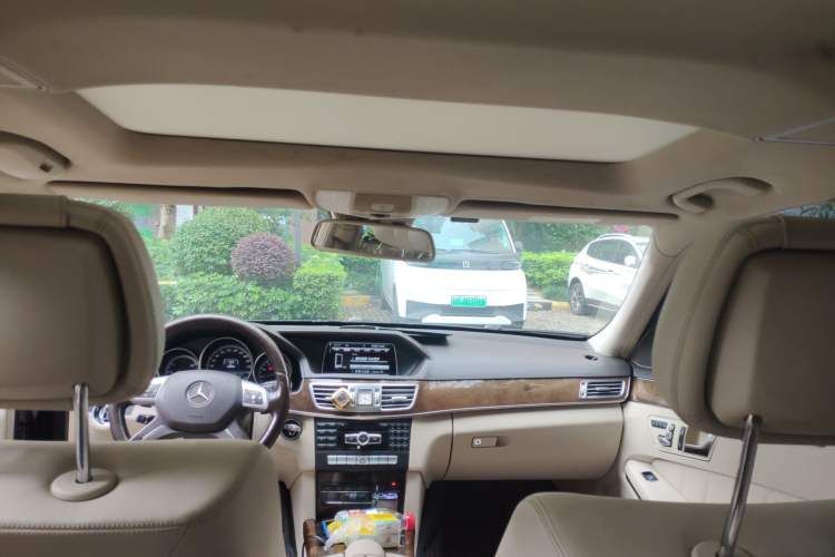 Used Mercedes-Benz E-Class 2014 E 260 L Luxury Model Headliner