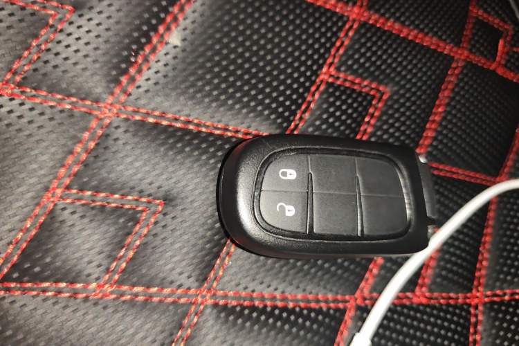 Used Jeep Cherokee 2016 2.4L Leading Smart Version