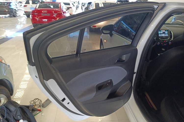 Used Chevrolet Cruze 2017 1.5L Hatchback Automatic Xuanfeng Edition