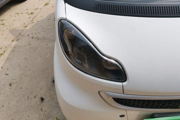 Used smart fortwo 2012 1.0 MHD Hardtop Comfort Edition Right Front Headlight