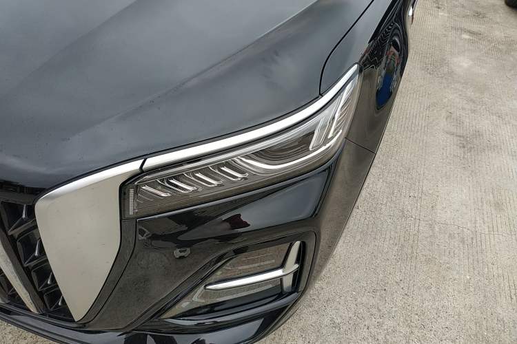 Used Hongqi HS5 2023 2.0T Qixiang Pro 500 000th Unit Commemorative Edition Left Front Headlight