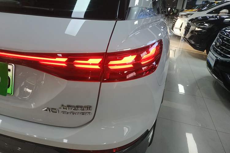 Used Audi Q5 e-tron 2023 40 e-tron Starry Edition Luxury Package Right Rear Taillight