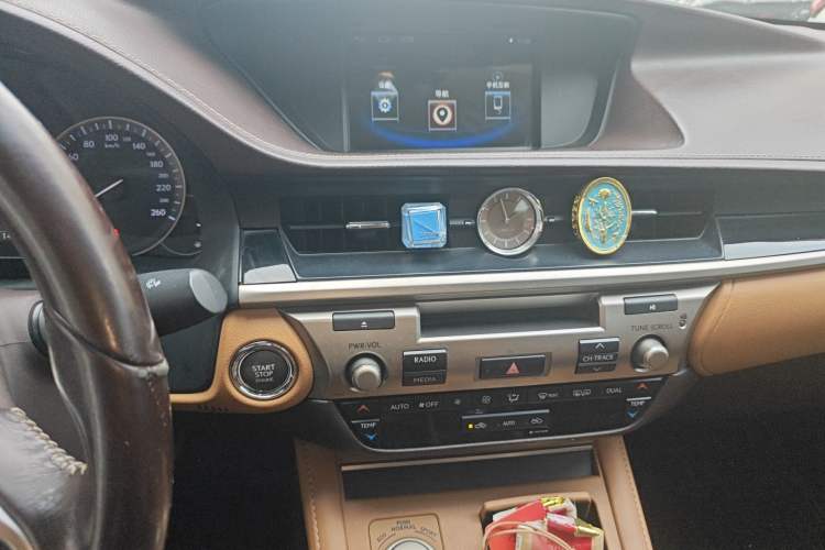 Used Lexus ES 2015 200 Elite Edition Audio And AC Panel
