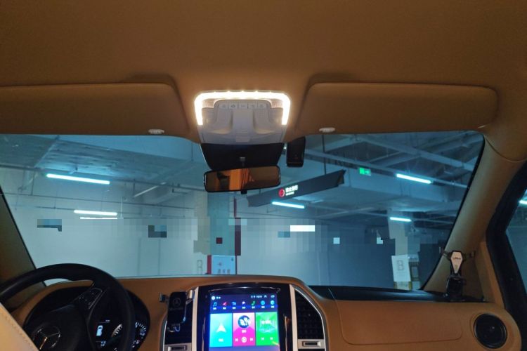 Used Mercedes-Benz Vito 2018 2.0T Elite Version 7 Seats China VI Emission Standard