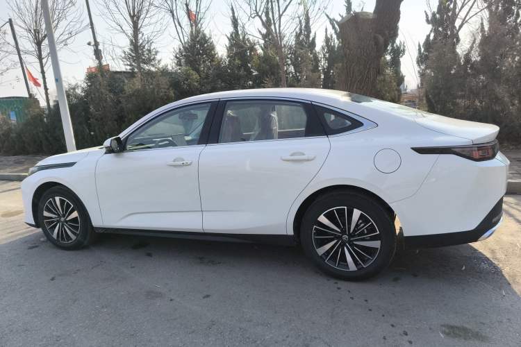 Used Changan Eado PHEV 2025 Smart New Blue Whale 145KM Battleship Edition
