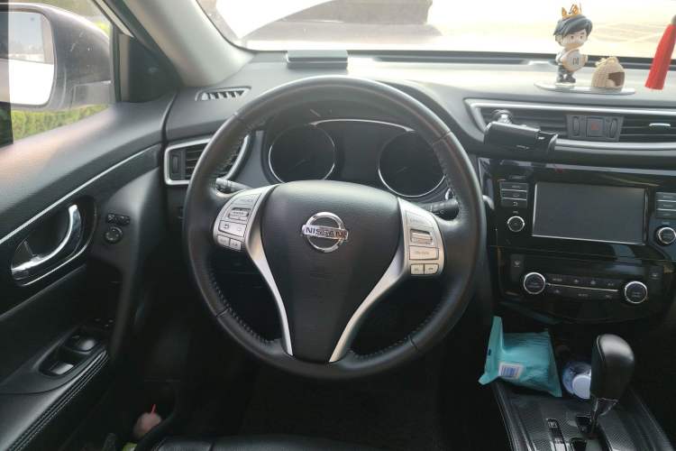 Used Nissan X-Trail 2014 2.5L CVT Luxury Edition 4WD