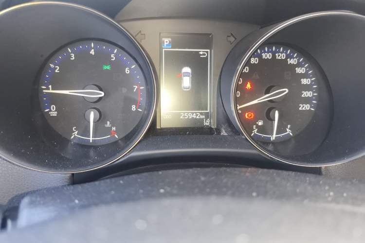 Used Toyota IZOA 2021 2.0L Yichi SPORT
