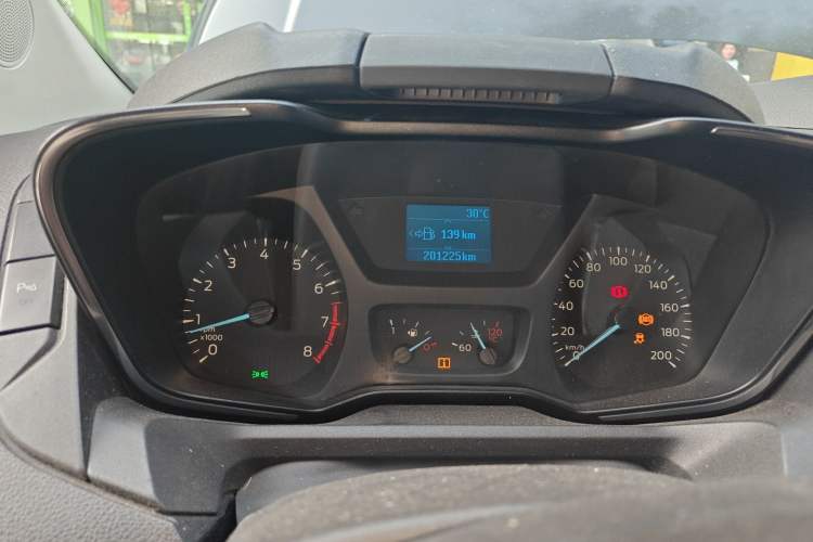 Used Ford Tourneo Custom 2016 2.0T Manual Elite Version