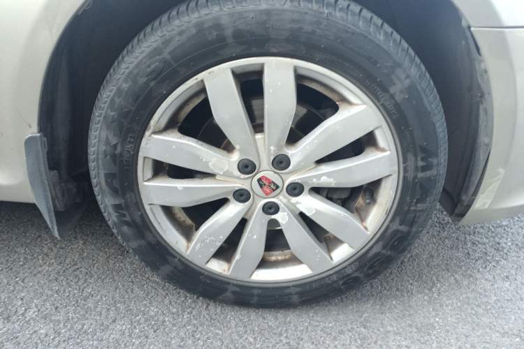 Used Roewe 350 2014 1.5L Automatic Xunyue Version Right Front Wheel Hub