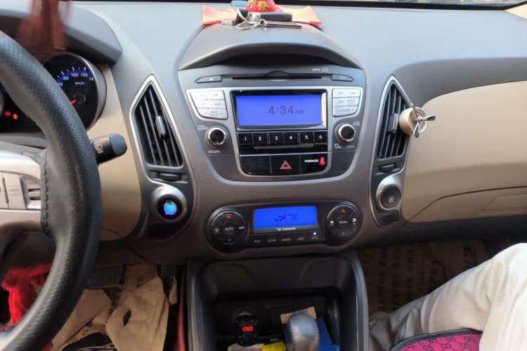 Used Hyundai ix35 2010 2.0L Automatic Two-Wheel Drive Elite Edition GLS