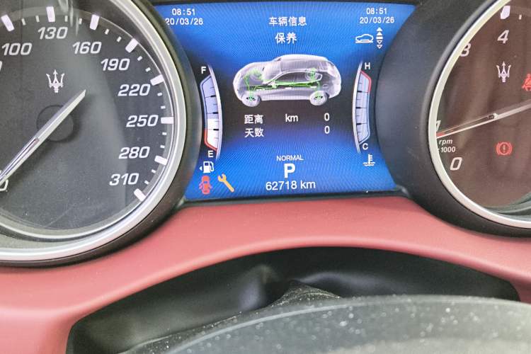 Used Maserati Levante 2019 3.0T Standard Version China VI Odometer Close Up