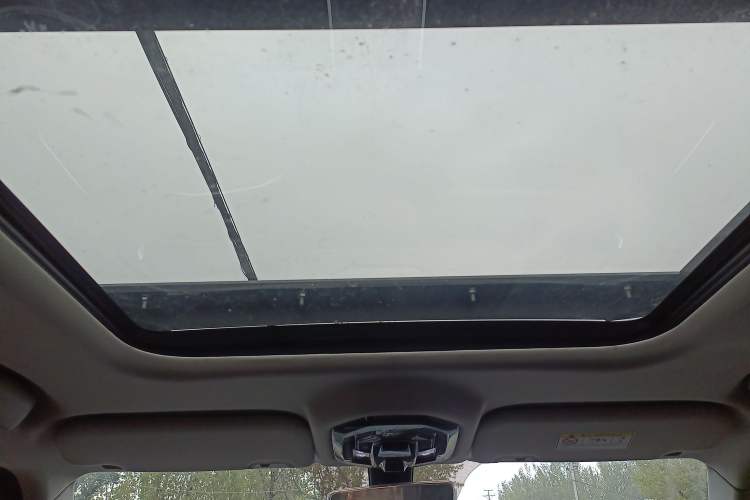 Used JETOUR Traveler 2023 1.5T Two-Wheel Drive Discovery PRO Headliner