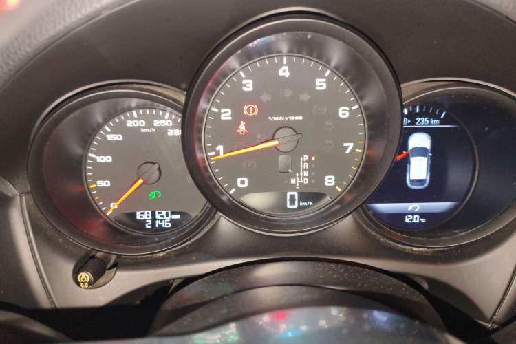 Used Porsche Macan 2017 Macan 2.0T Instrument Cluster