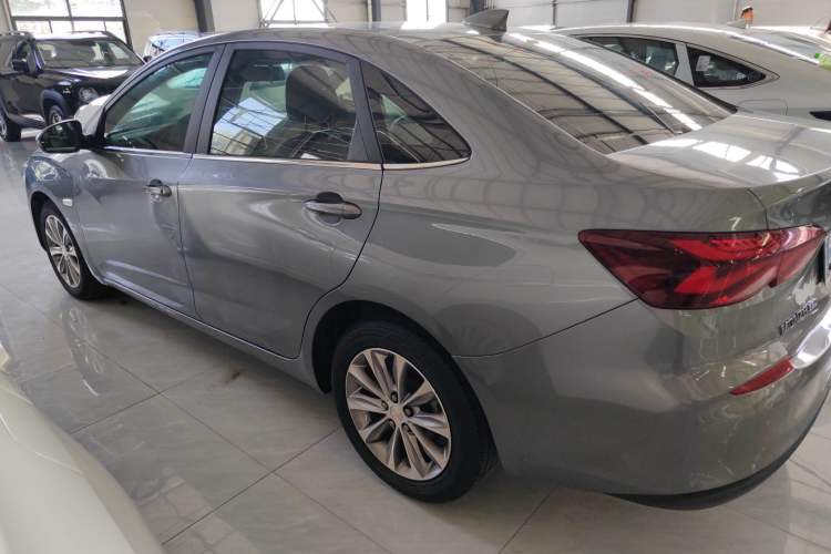 Used Chevrolet Monza 2022 320 Automatic Enjoyment Sunroof Version