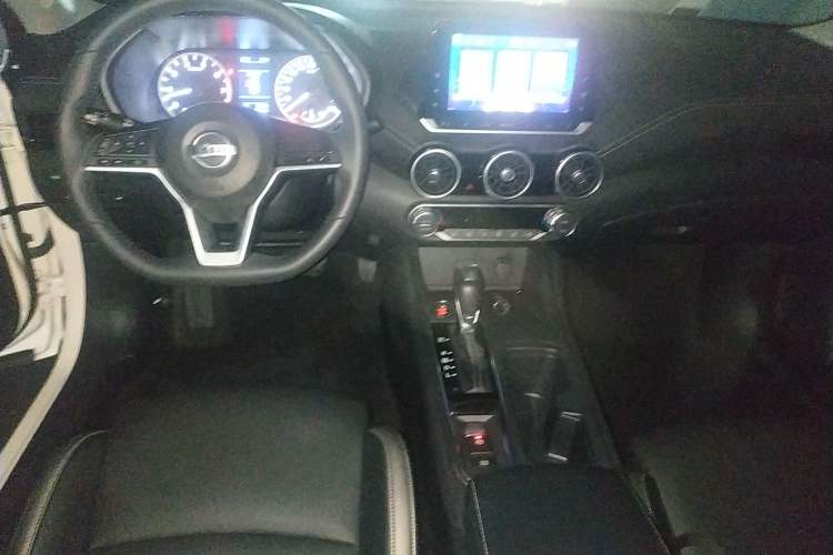 Used Nissan Sylphy 2022 1.6L XL CVT Enjoyment Edition Center Console