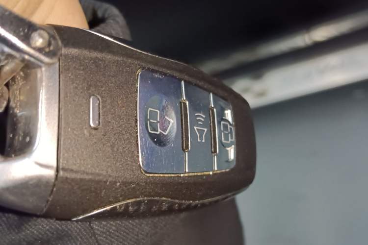 Used Haval H2 2017 Red-Label 1.5T Automatic Two-Wheel Drive Elite Model Vehicle Key