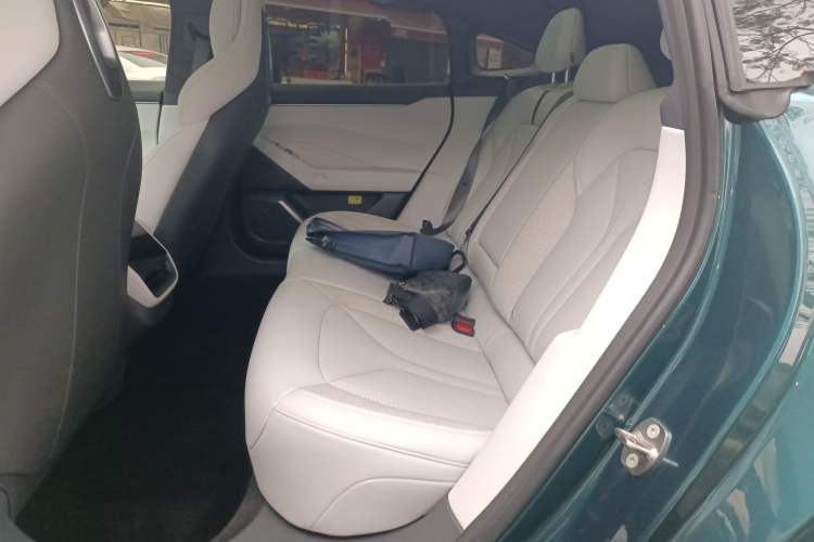 Used XPeng P7 2025 Model—820 Ultra Long Range Ultra
