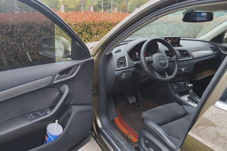 Used Audi Q3 2018 30th Anniversary Edition 35 TFSI Sport Model Driver Seat