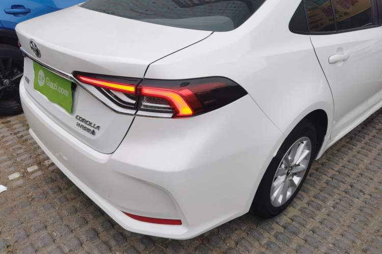 Used Toyota Corolla 2021 Dual-Motor 1.8L E-CVT Elite Edition Right Rear Taillight