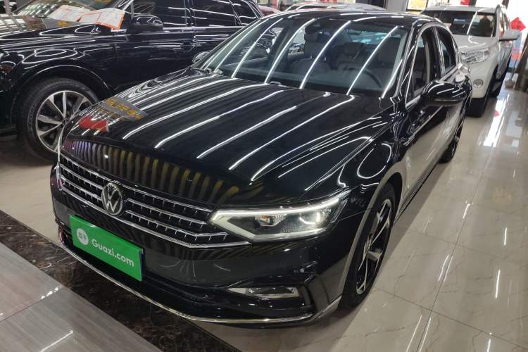 Used Volkswagen Magotan 2023 2 Million Units Commemorative Edition 330TSI DSG Luxury Version