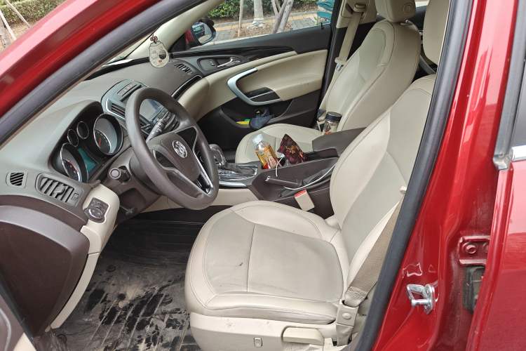 Used Buick Regal 2015 2.0L Leading Fashion Edition