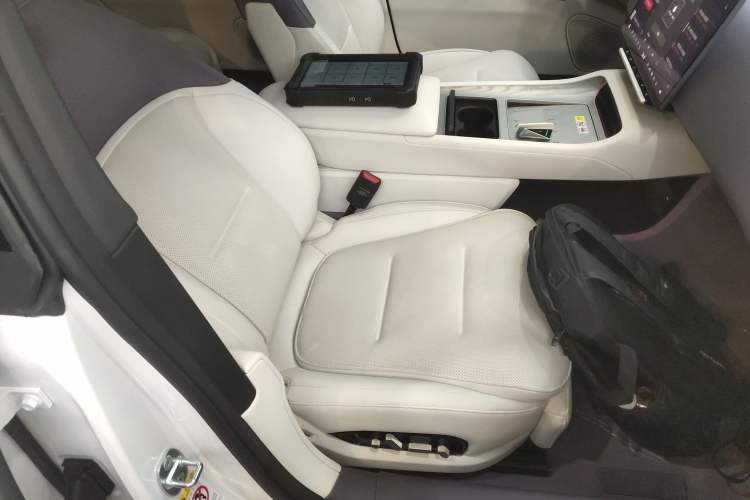 Used Avatr 12 2025 Max All-Electric Version Right Front Seat