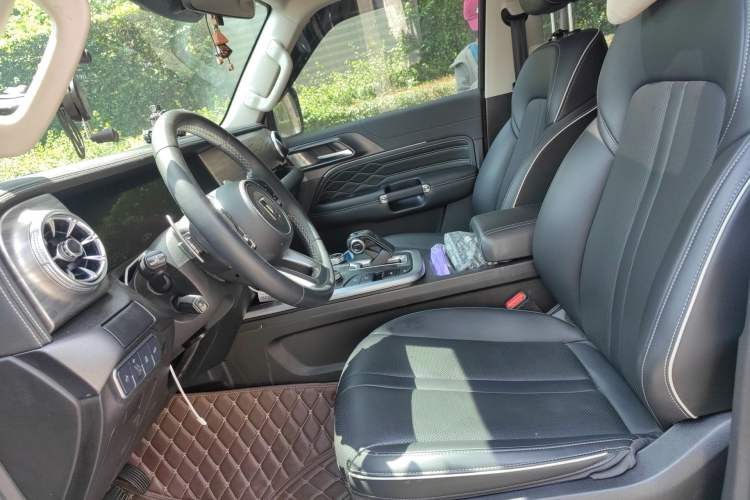 Used Tank 300 2021 Off-Road Edition 2.0T Conqueror Left Front Seat