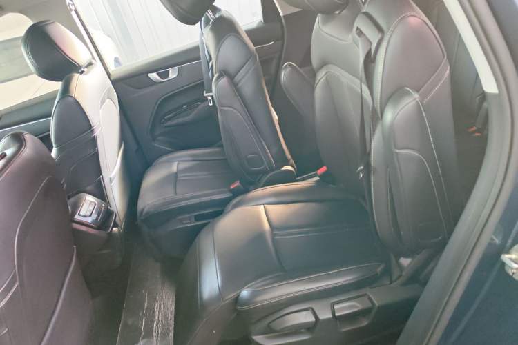 Used Wuling Victory 2020 1.5T CVT Luxury Model