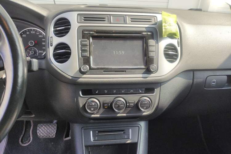 Used Volkswagen Tiguan L 2015 1.8TSI Automatic Two-Wheel Drive Luxury Model