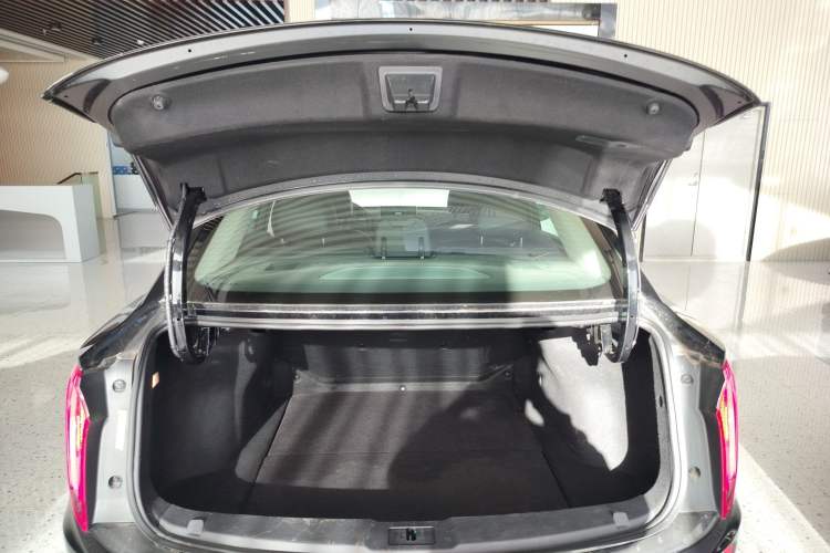 Used Hongqi E-QM5 2023 Revised Version Basic Travel Edition