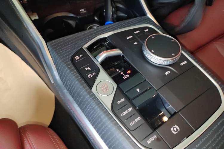 Used BMW 3 Series 2025 325Li M Sport Package Gear Lever