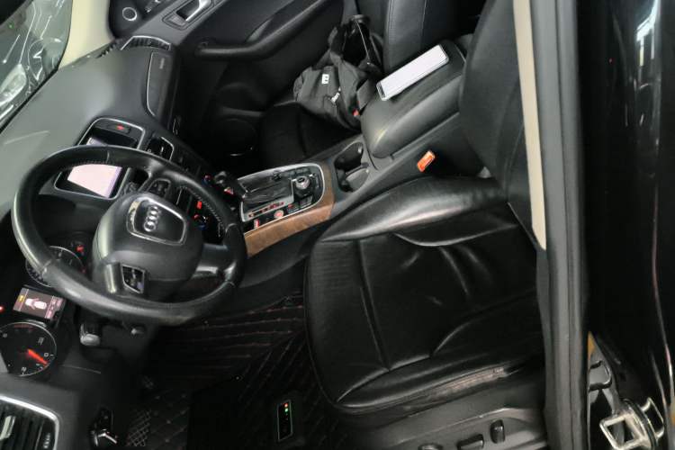 Used Audi Q5 2010 3.2 FSI Sport Edition
