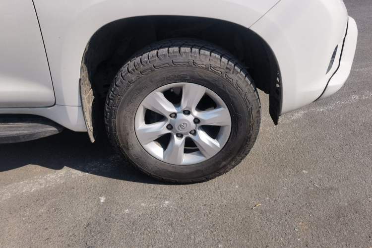 Used Toyota Prado 2010 2.7L Automatic Standard Edition