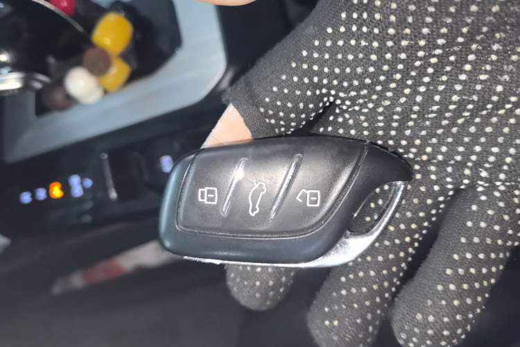 Used MG 5 2021 300TGI DCT Elegant Luxury Edition Vehicle Key