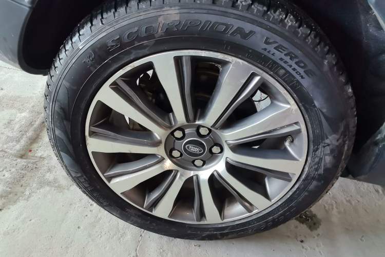 Used Land Rover Range Evoque 2017 2.0T SE Smart Glow Edition
